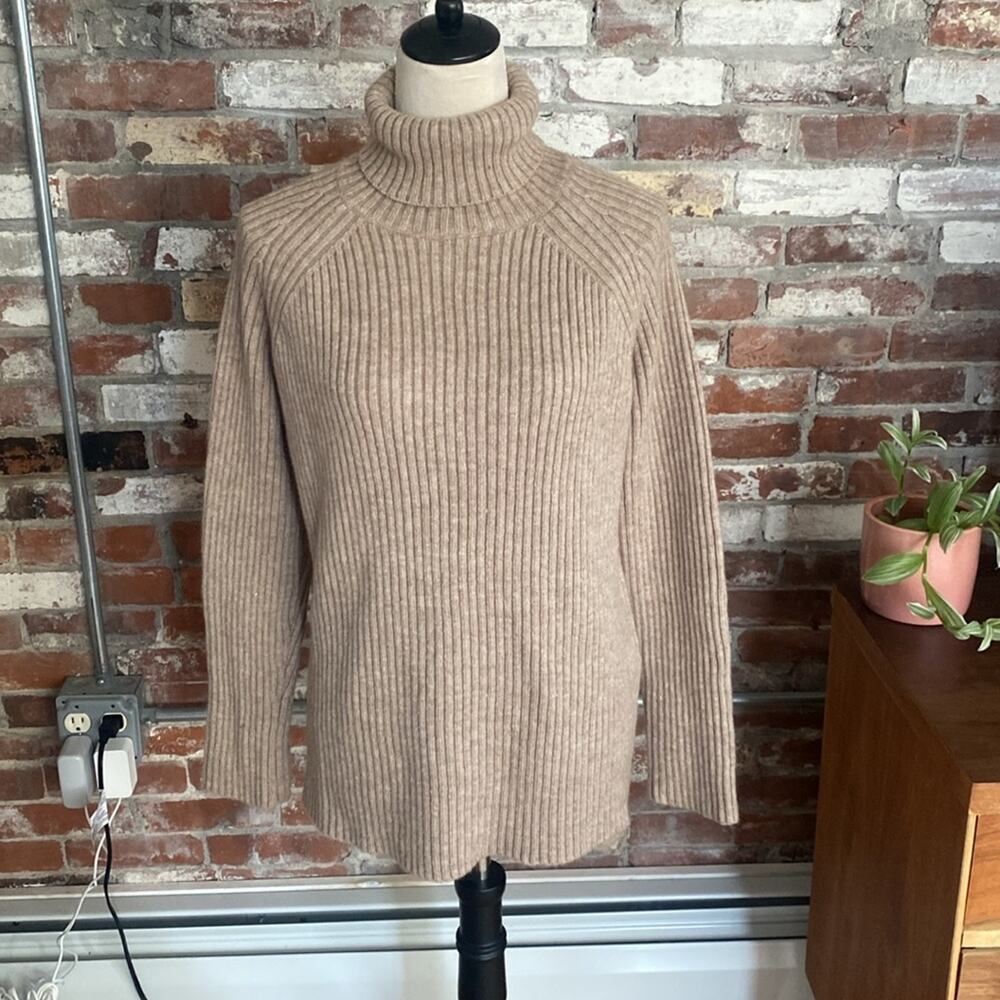 Shein Light Brown Long Sleeve Ribbed Turtle Neck Knit Sweater Size 2